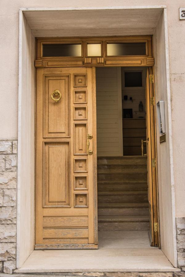 B&B Colonna - Mole Sua Stat Altamura Exterior foto